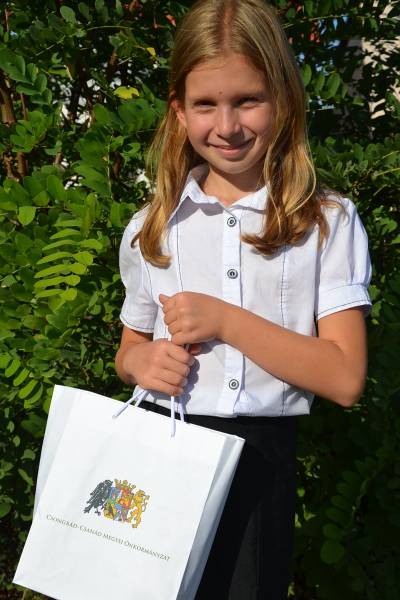 Hunyadi_Adrienn_002