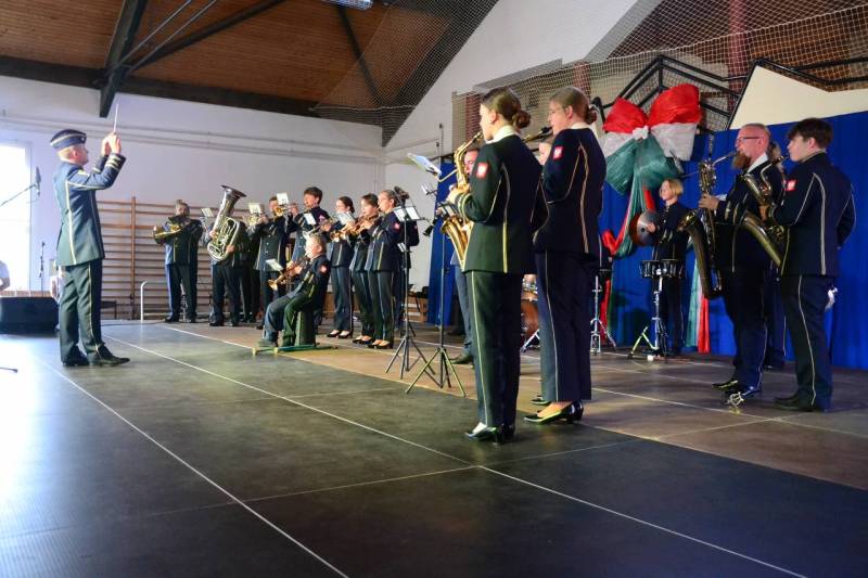DSC_09859_1280x853