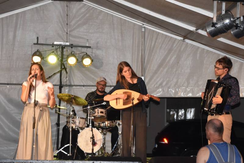 DSC_4727_1200x800