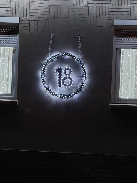 25