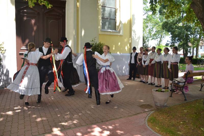 DSC_0070_1200x800