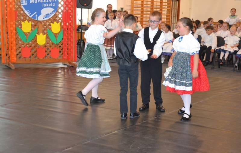 DSC_0210_1255x800