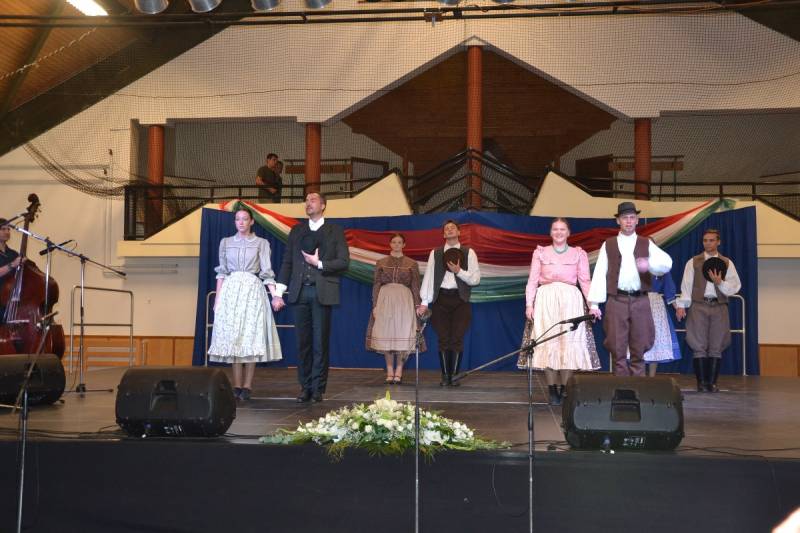 DSC_2728_1200x800