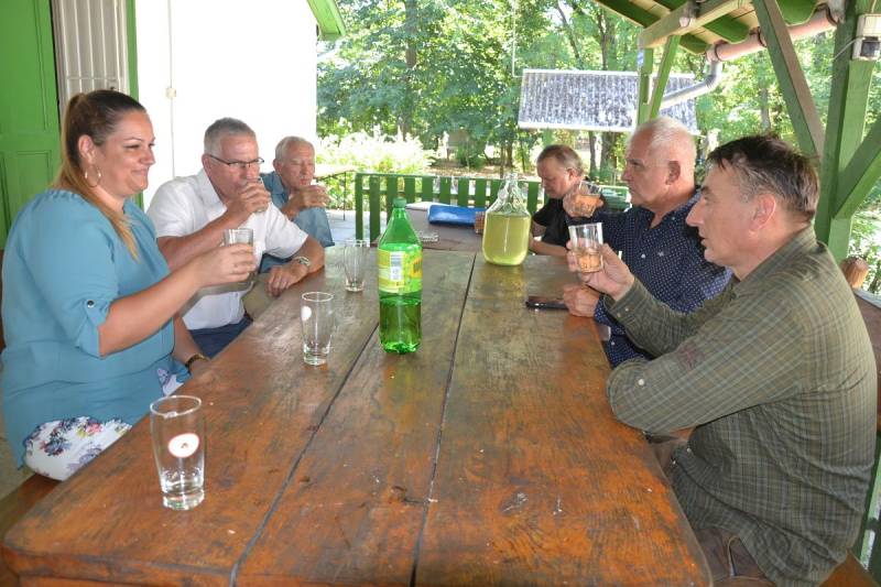 DSC_2433_1200x800