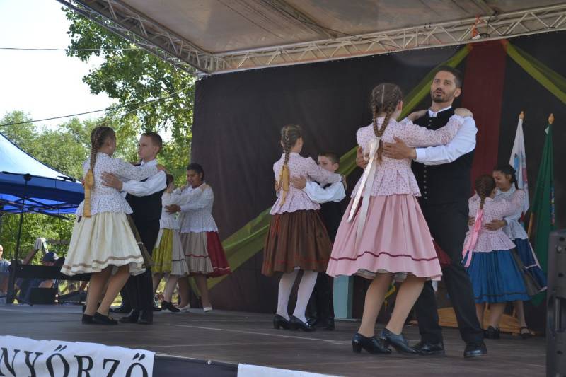 DSC_3841_1200x800