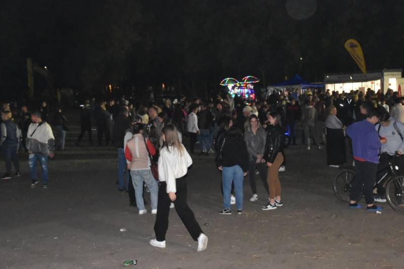 DSC_2446_1200x800