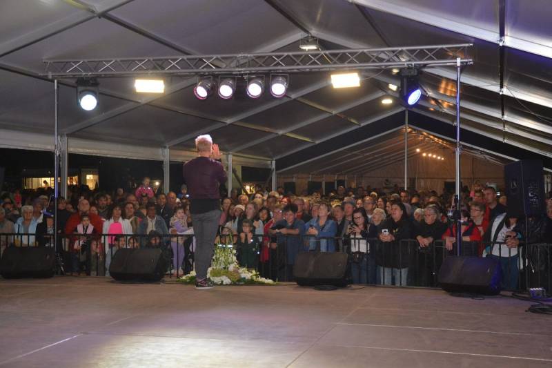 DSC_5327_1200x800