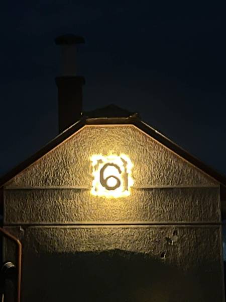 6