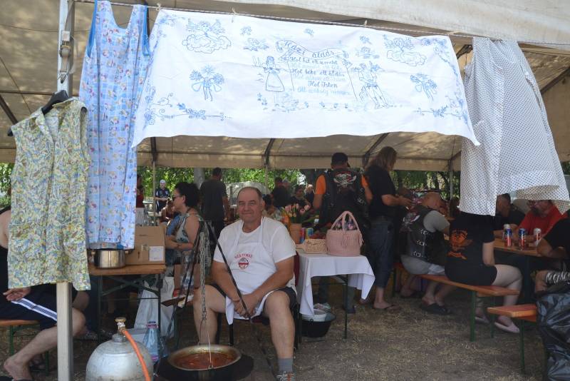 DSC_4480_1600x1067