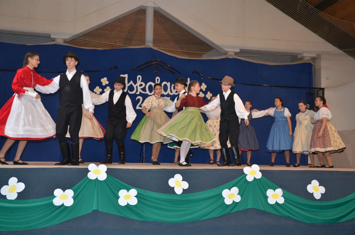 76-DSC_9909